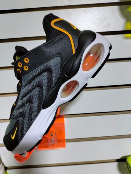 Nike Air Max TW